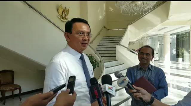 023028200_1477472882-20161026-ahok_di_wapres