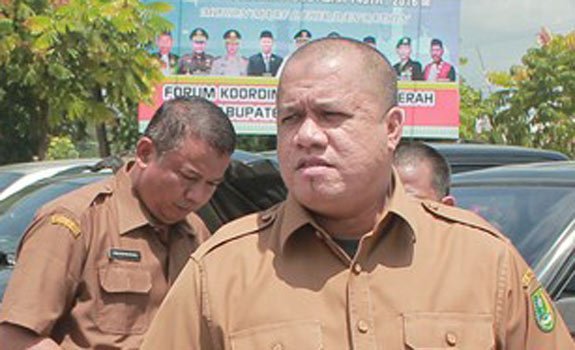 pekan-depan-bupati-yopi-akan-mutasi-dan-non-jobkan-kepala-sekolah-di-inhu