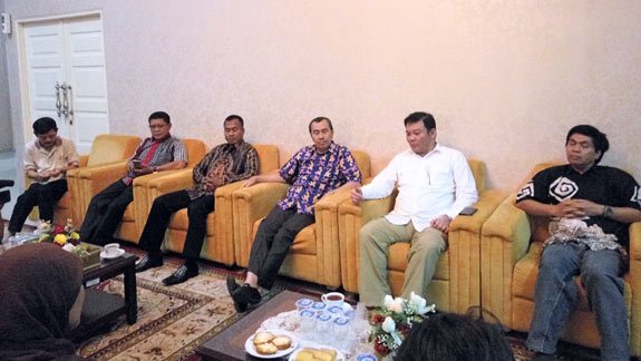 Bupati-Syamsuar-dengan-BRG-RI