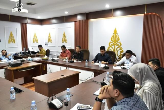 Suasana rapat hearing